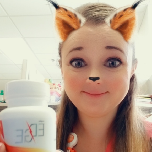 Meet your Posher, Kristen - Picture 4 of 7